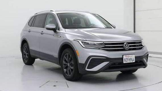 VOLKSWAGEN TIGUAN 4MOTION 2022 3VV2B7AX5NM017339 image
